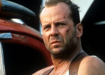 Bruce Willis lë aktrimin. Shkak afazia