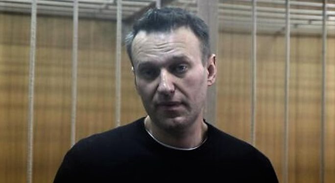 Dënohet me 9 vjet burg Alexey Navalni. Bashkë me të, nën hekura, edhe avokatët e tij