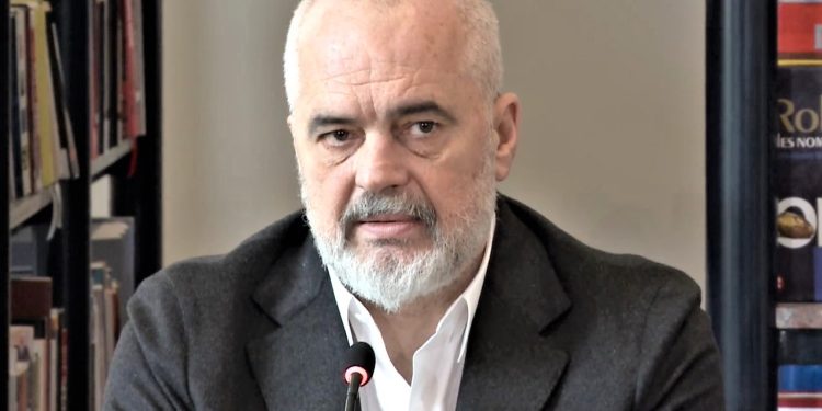 Bord qeverie edhe për çmimin e ushqimeve bazë/ Rama-furnizuesëve: “Koha për të dhënë, kush nuk zbaton çmimin e caktuar, do përballet me sanksione të rënda”