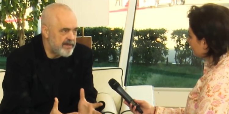 Rama në Azerbajxhan/ “Nisim projektet për gazifikimin e Shqipërisë, mjaft shpejt, nyje e rëndësishme e shpërndarjes së gazit”