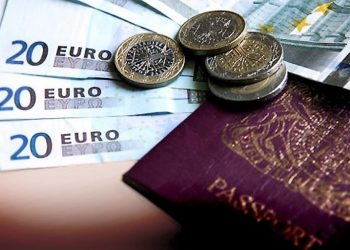 Paratë e emigrantëve, Rama: “E paimagjinueshme që për të sjellë 30 mijë paund  të bllokohen e hetohen”