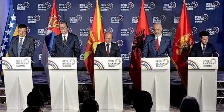 Ballkani i Hapur/ Rama i cilëson peshq ata që besojnë në teoritë e  ministrit të Jashtëm rus dhe i fton shqiptarët të ndërtojnë historinë e re