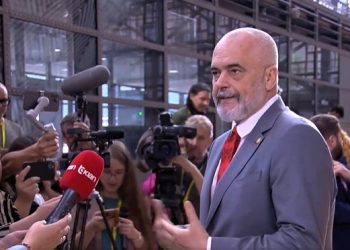 Sot samiti i BE për Ballkanin Perëndimor/ Rama nga Brukseli: “Nuk pres të zgjidhet gjë, Ballkani i Hapur është përgjigjia e vërtetë”