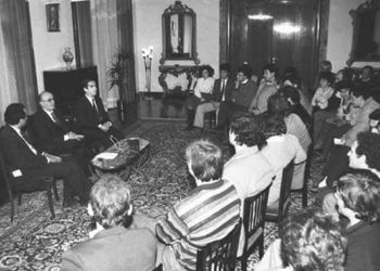 “Mbi spiunllëkun e Ilir Metës dhe sigurimsat: boll më, tani ka thjesht hajdutë e maskarenj! Nga Mentor Kikia