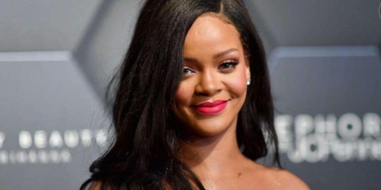 Rihanna zyrtarisht miliarderja më e re me forcat e veta sipas Forbes-it