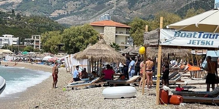 Himarë/ Vdes 5 vjeçarja, masakrohet në breg nga një skaf uji