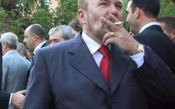 Fatos Nano dhe gengu i gangove, nga Flutura Açka