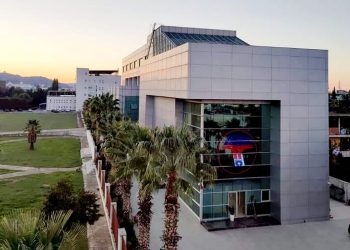 Mbyllja e shkollës “Mehmet Akif”, reagon Kushi: “Nuk plotësonte standardet e MAS”