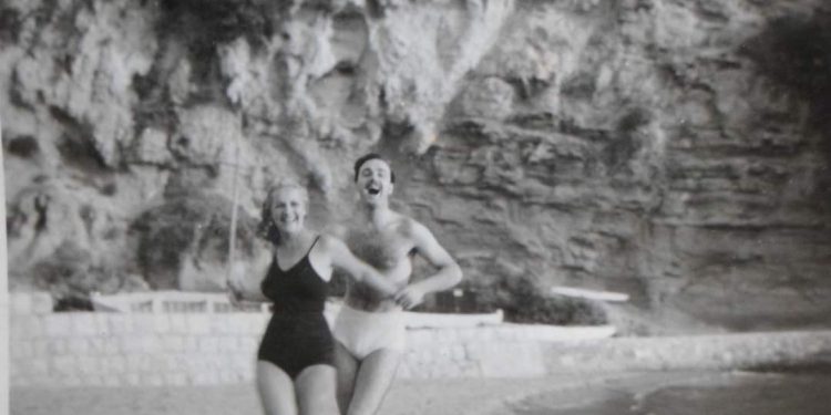 Kastriot Dervishi tregon torturat ndaj Alfred Ashikut në ’47-n: “Ia dogjën organet gjenitale me benzinë”