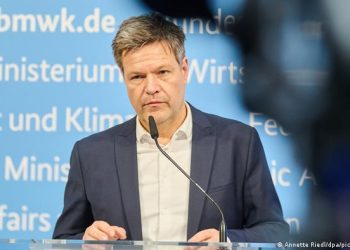 Zv/kancelari gjerman Robert Habeck dënon mobilizimin e rezervistëve prej Putinit: “Hapi më i keq i mundshëm! Sigurojmë Ukrainën për mbështetjen e plotë tonën”