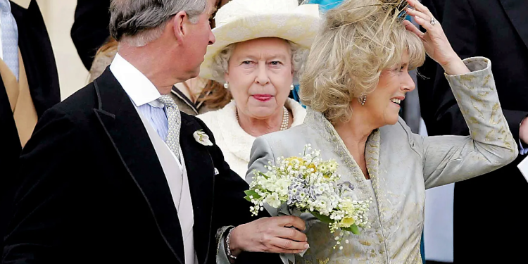 EKSKLUZIVE/ “Por princi ka mësuar t’i thotë “jo” të ëmës. Kamila nuk negociohet. Dhe nuk do të heqë dorë, as nga Kamila e as nga froni!”