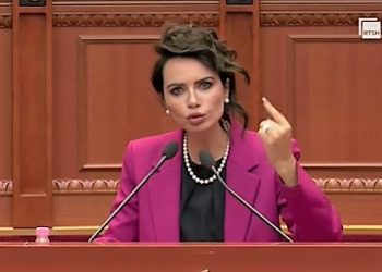 Duma socialistëve. “E keni çuar velën  jashtë vendit, ndaj kjo anije nuk lundron dot”