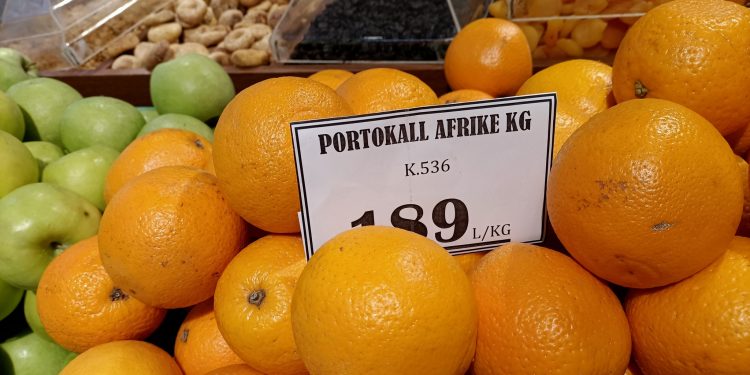 Akademiku Fuga tregon gjendjen globale të tregut shqiptar. Vetëm prodhime importi, asnjë vendase