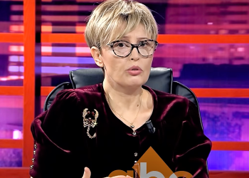 “Trafiku, zhvillimi ekonomik dhe lista e këngëve që mbaj në makinë”, nga Irena Beqiraj