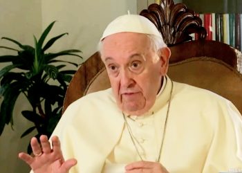 Papa Françesku mohon se është i sëmurë me kancer: “Një ditë do ta jap dorëheqjen, por Zoti e di kur”