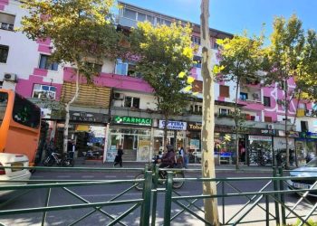 Ndërtesat më të vjetra se 50 vjet i nënshtrohen auditimit teknik, zbardhet projekt-vendimi i qeverisë/ “Janë në dorë të Institutit…”