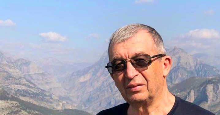 “Mos i besoni internetit, miq!”, nga Çapajev Gjokutaj