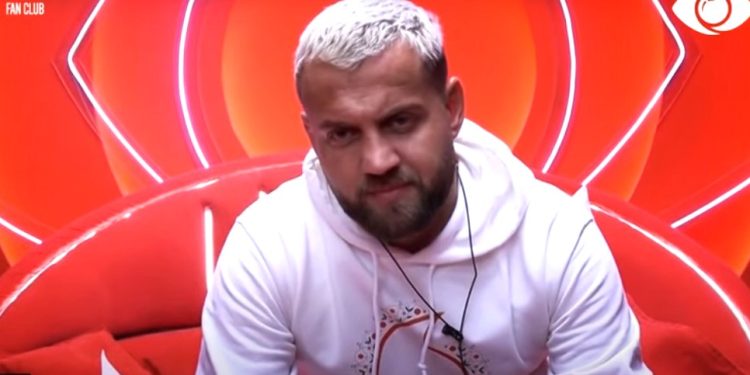 Luftë e madhe për instagramin e Luizit, TCH nuk rresht përpjekjet për ta marrë