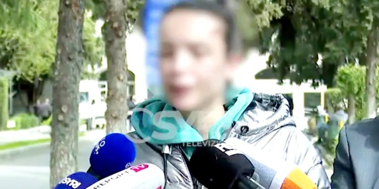 “Më fuste katër gishtat në grykë, dhe donte me ma marr shpirtin. Në atë moment, thashë, ok, po vdes, po jap avash-avash shpirt”/E reja rrëfen dhunën e vuajtur nga Gleard Gusholli