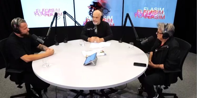 “Blu Brothers”/ Rama publikon trajlerin e podkastit Luiz-Benet Beci