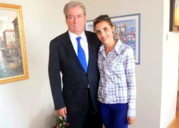 SPAK merr në pyetje vajzën e video-skandalit, është nga Berati, ka biznes në Tiranë (përveçse “agjente e SHISH”)
