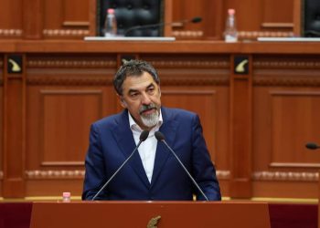 Blendi Çuçi lë Ministrinë e Brendshme/ E merr Taulant Balla