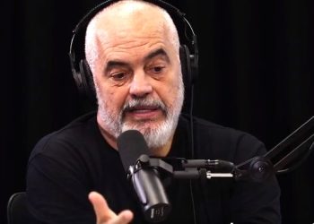 Rama: “Unë jam i befasuar  nga sa gjëra kulturore ndodhin në Shqipëri”