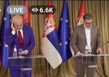 Rama në konferencë me Vuçiç/ “I duhet hapur rruga arsyes, pastaj duhet kaluar tek të tjerat” (live)