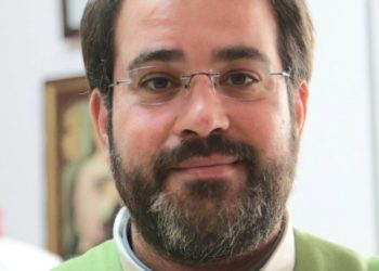 Kishte ardhur për disa ditë pushime në Shënkoll, vdes prifti italian