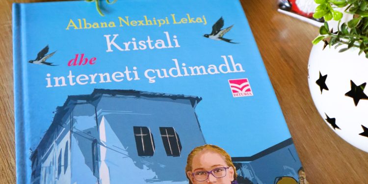 “Kristali dhe interneti çudimadh”, një gatipërrallë që ndez një debat bashkëkohor