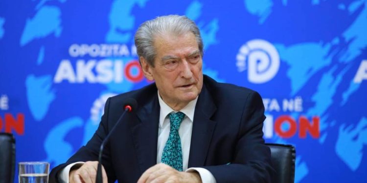 Berisha: S’mund të krahasosh arrestimin e Nanos me arrestimin tim. Unë nuk kam vjedhur”