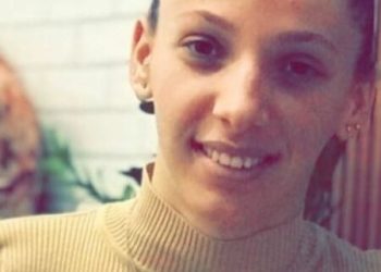 Vrau veten me armën e shërbimit, ja motivet që mund ta kenë shtyrë 21 vjeçaren Aldoriana Loshi