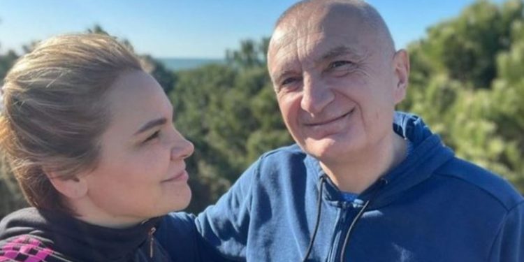 E BUJSHME! Meta deklaron divorcin me Monika Kryemadhin