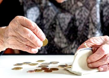 Ja pse inflacioni është taksa më mizore për pensionistët/ Nga Irena Beqiraj