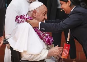 Papa të rinjëve: “Dilni nga zona e rehatisë, se po nuk rrezikuat, jeni qysh tani pleq”