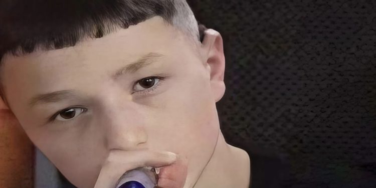 Kamerat e sigurisë tregojnë se janë përfshirë 7 adoleshentë. Autorin e krimit e shpunë në spital privat