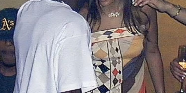 Jennifer Lopez përfshihet në skandalin e përdhunimit të 13 vjeçares prej Jay-Z. Dalin fotot e shkrepura natën e krimit