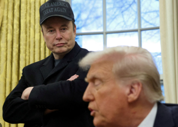 “Kush është i pakënaqur me Musk, të largohet nga këtu”/ Trump kunja me ministrat e vet