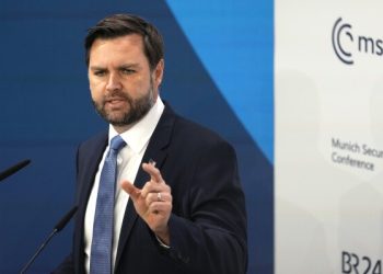 Zv/presidenti amerikan JD Vance kritikon Evropën: “Keni probleme me lirinë e fjalës dhe emigracionin”