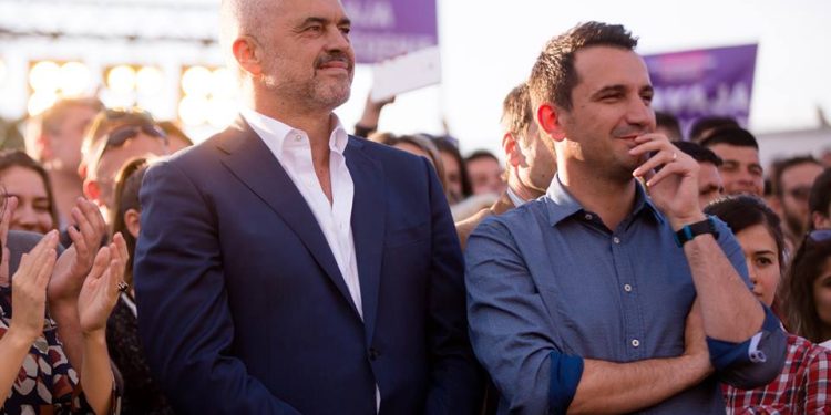 Arrestimi i Veliajt/ Rama anulon gjithë takimet