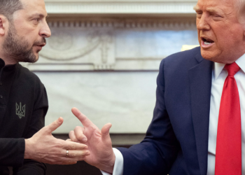 Ukraina/ Trump  pezullon ndihmën ushtarake