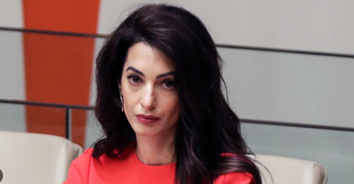 Amal Clooney përjashtohet nga SHBA? Qëndrimi kundër Netanyahut mund t’i kushtojë shtrenjtë