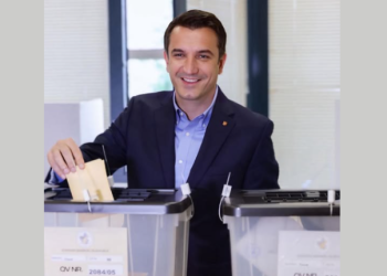 Pezullohet numërimi i kutisë ku votuan Erion Veliaj, Lefter Koka dhe Ilir Beqaj! Në QV të burgut rezultojnë dy vota më tepër
