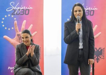 Luftë e fortë për Zegjinenë në Parlament/ Maldrida Bardho dorëhiqet: “Ia lë me kënaqësi vendin mikes sime, e meriton…”