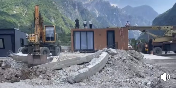 “Një kriminel ka hedhur betonin e dynjasë për “fshatin e tij turistik”/ Rama    premton kthimin e Thethit turistik në gjendjen e mëparëshme