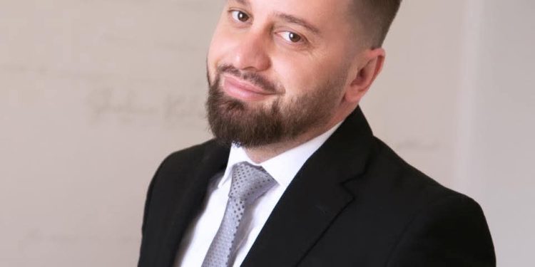 SPAK merr të pandehur Erion Isain. Dyshohet për korrupsion