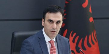 Olsian Çela rrëzon draft-kodi i ri penal: “Është represiv”