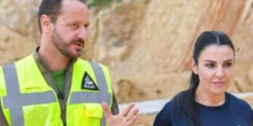 Vazhdon zbardhja e dosjes së Ballukut për Llogaranë: “Më jep afatet nëse e shpallim nesër”. “Duhet ta rishpallim përnjëherë, që t’i djegim afatet e ankimimit në Gjykatë”