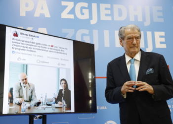 Berisha: “Kumbullat dhe dardhat i ha Edi Rama, të tjerëve u hedh bishtat nga mbrapa”