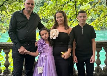 U tha se e vrau se bëri foto me kalin, ja si qendron e vërteta e vrasjes së Keli Hoxhës, vrarë në kalanë e Beratit